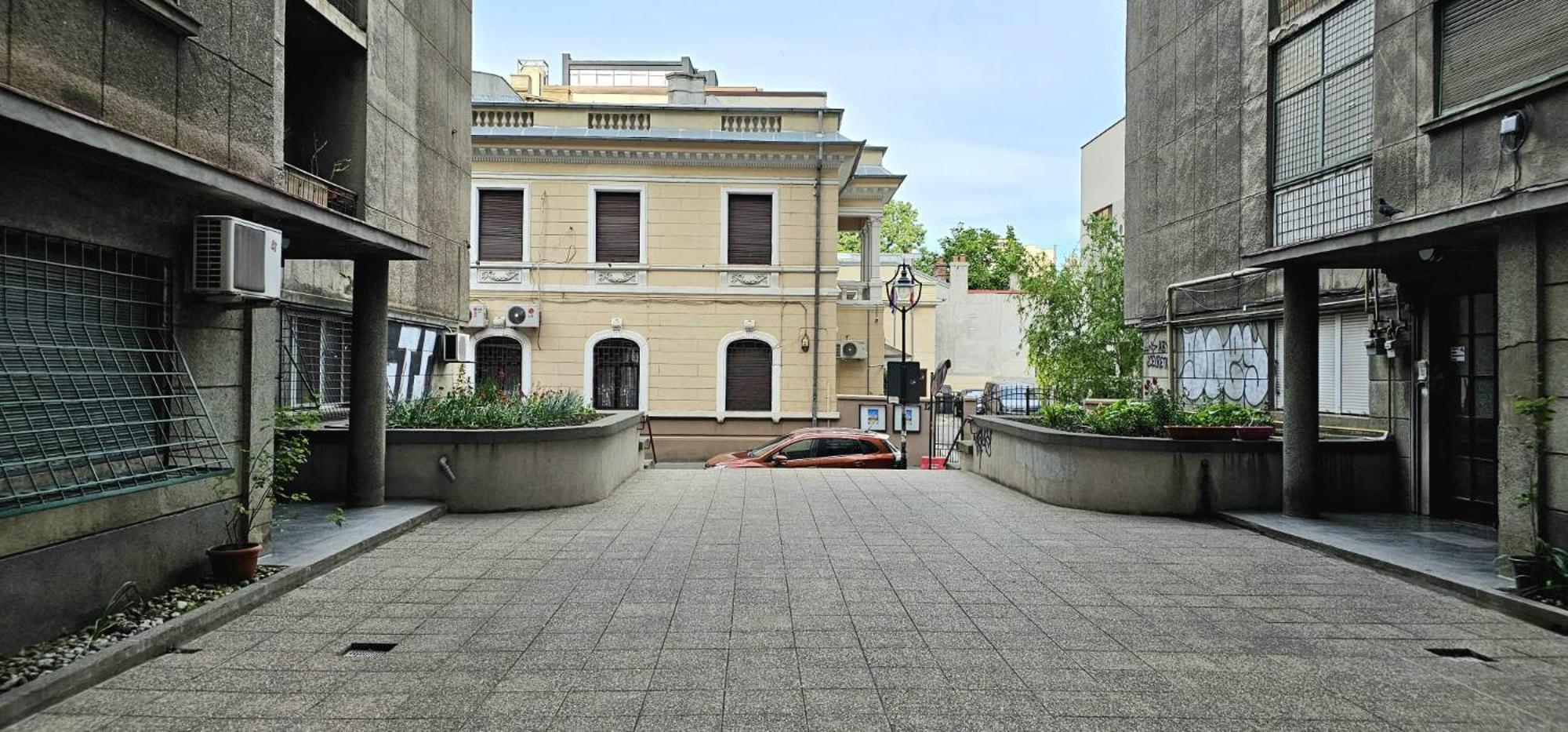 Tantra Studio 1 Conta Universitate Bukurešť Exteriér fotografie