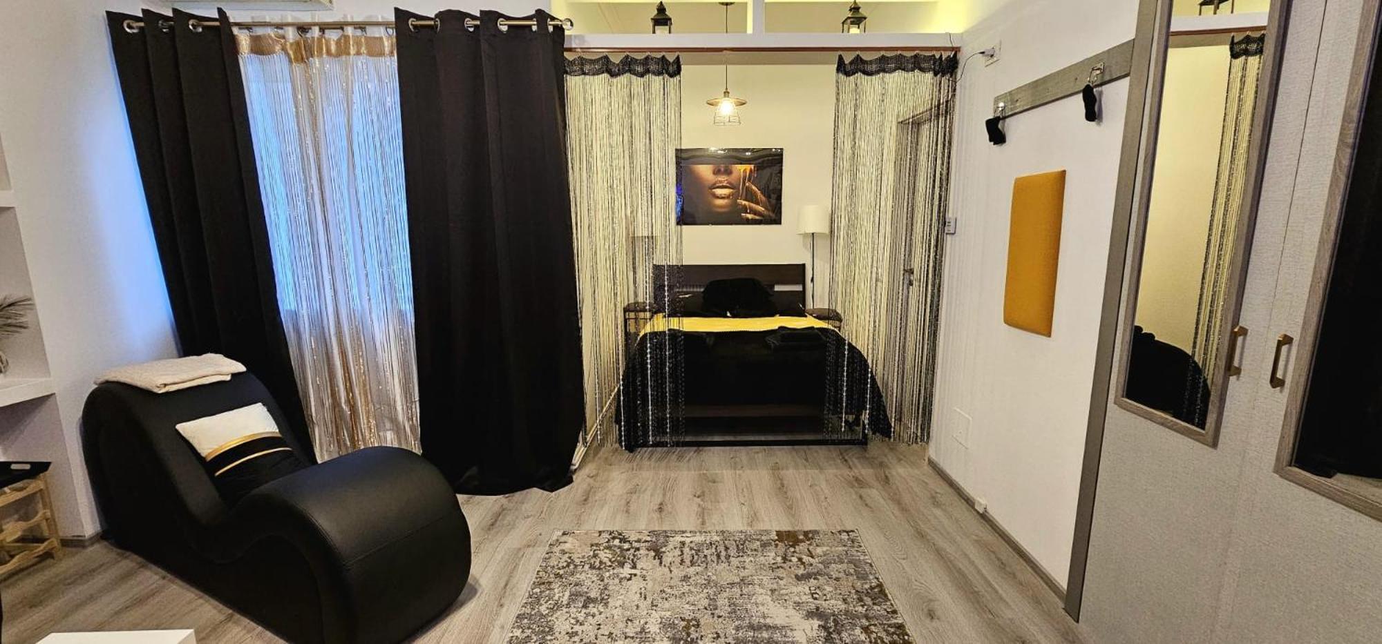 Tantra Studio 1 Conta Universitate Bukurešť Exteriér fotografie